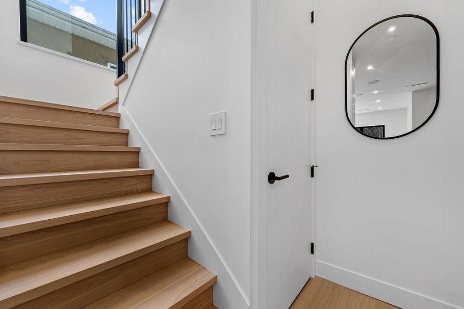 6890 Brooks Street Vancouver, BC - 19