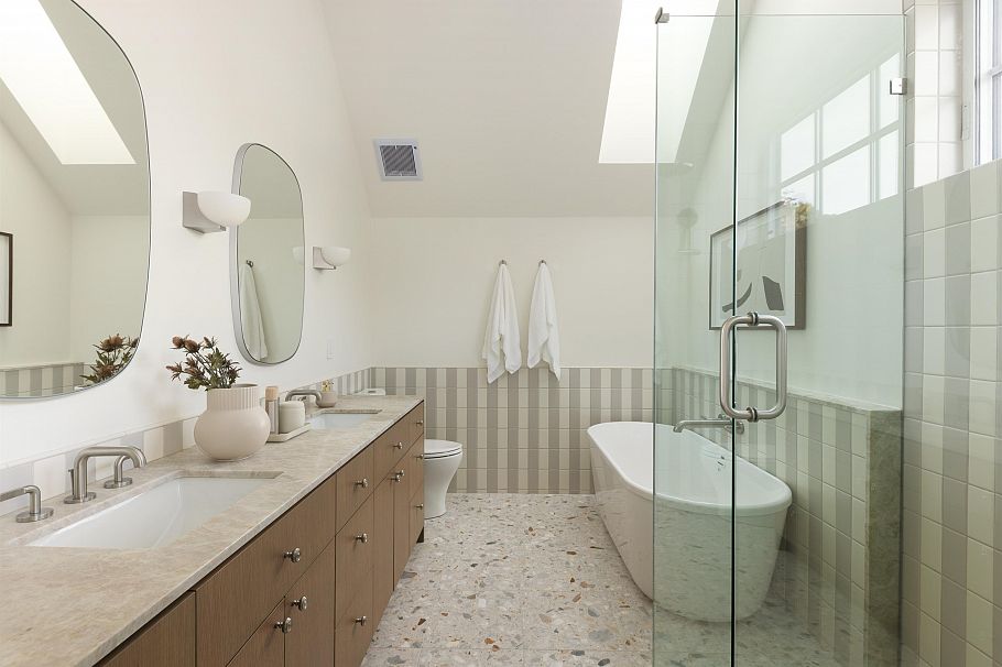 2 15 W 20th Avenue Vancouver, BC - 25