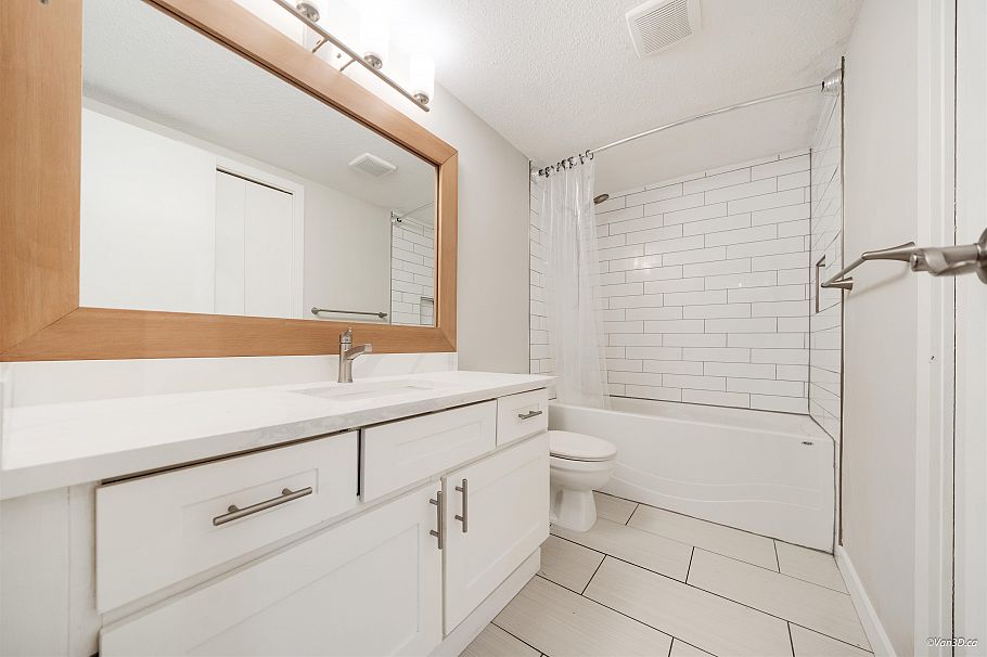 408 4373 Halifax Street Burnaby, BC - 6