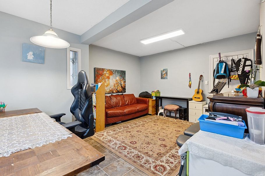 2923 W 32nd Avenue Vancouver, BC - 29