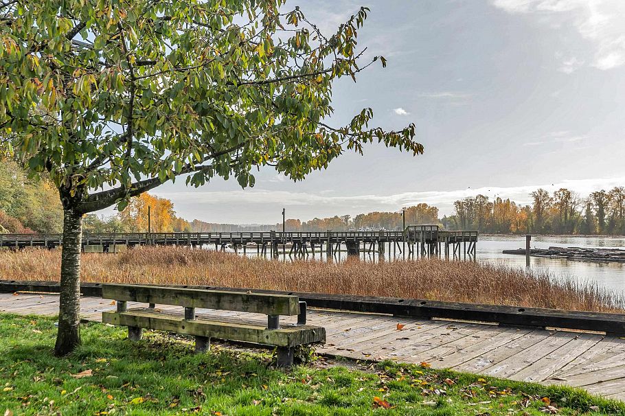 8533 Aquitania Place Vancouver, BC - 30