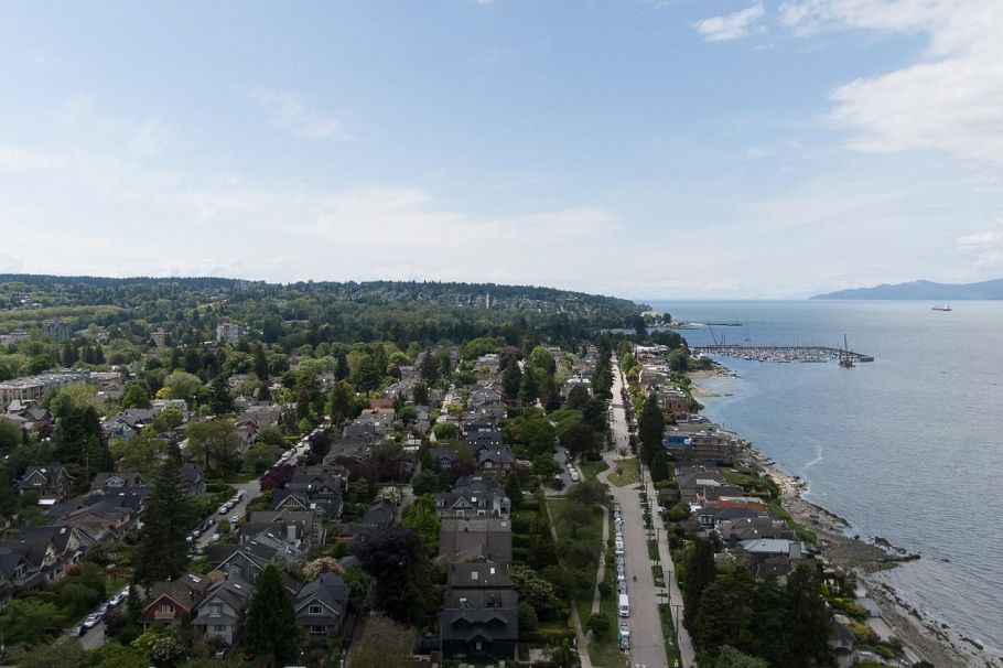 2988 Point Grey Road Vancouver, BC - 39