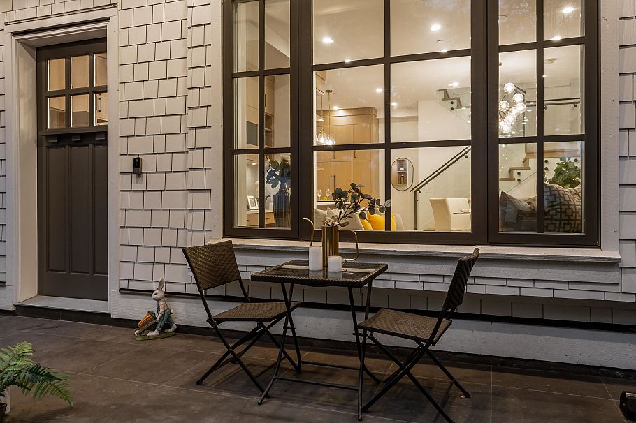 1 1166 E 11th Avenue Vancouver, BC - 28