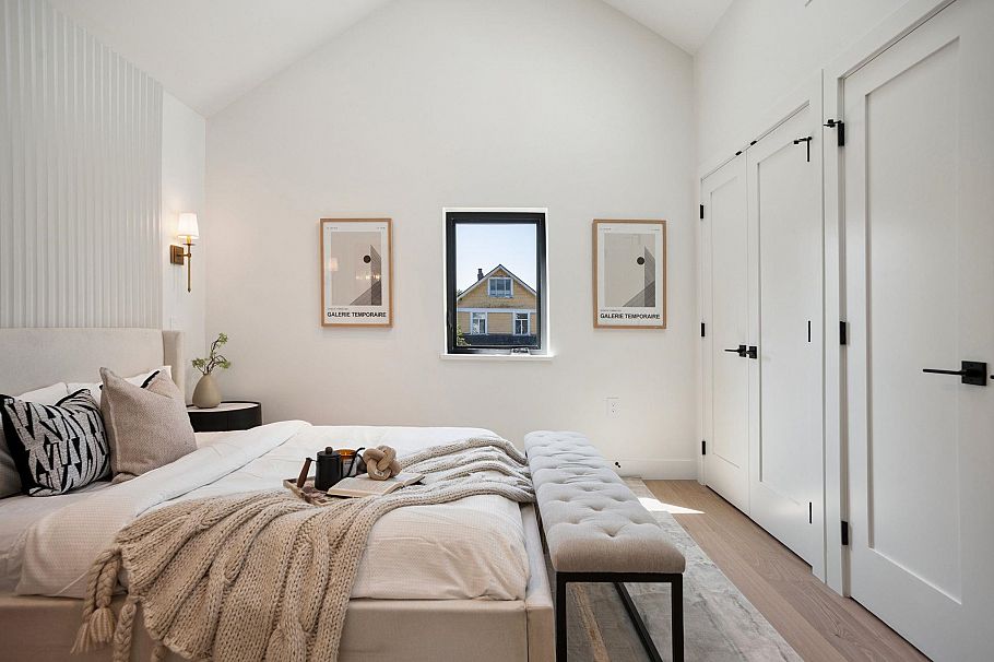 1 1915 E 3rd Avenue Vancouver, BC - 14