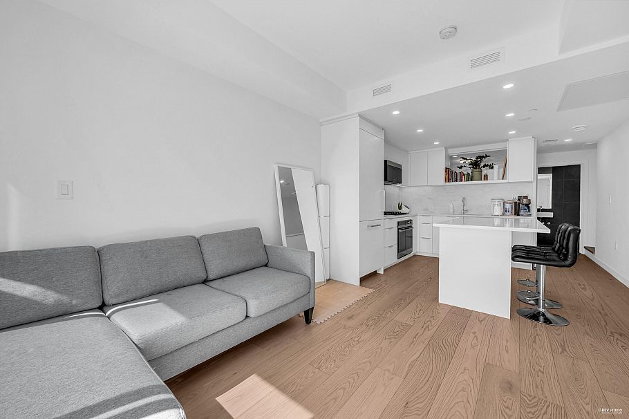 116 650 E 2nd Street North Vancouver, BC - 10