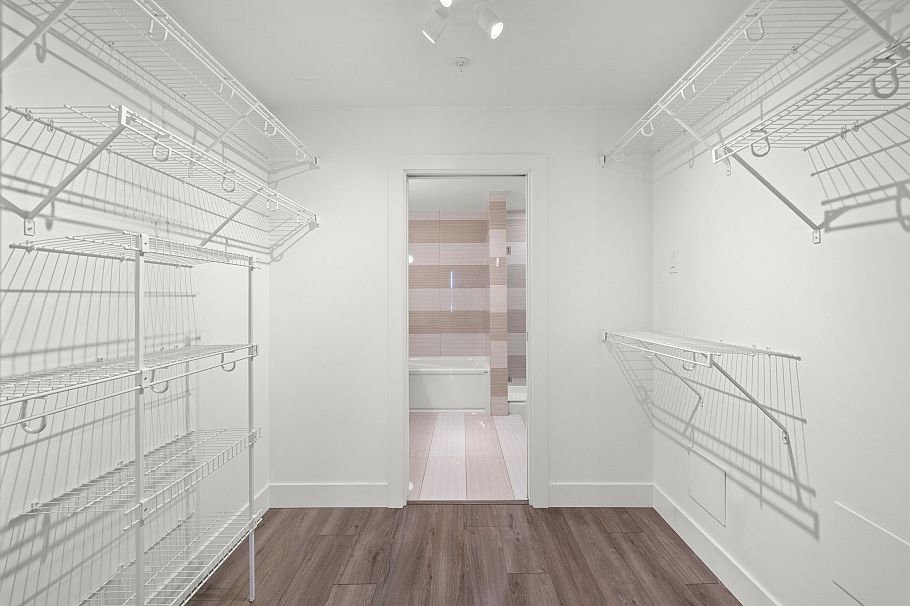 202 3602 Aldercrest Drive North Vancouver, BC - 18