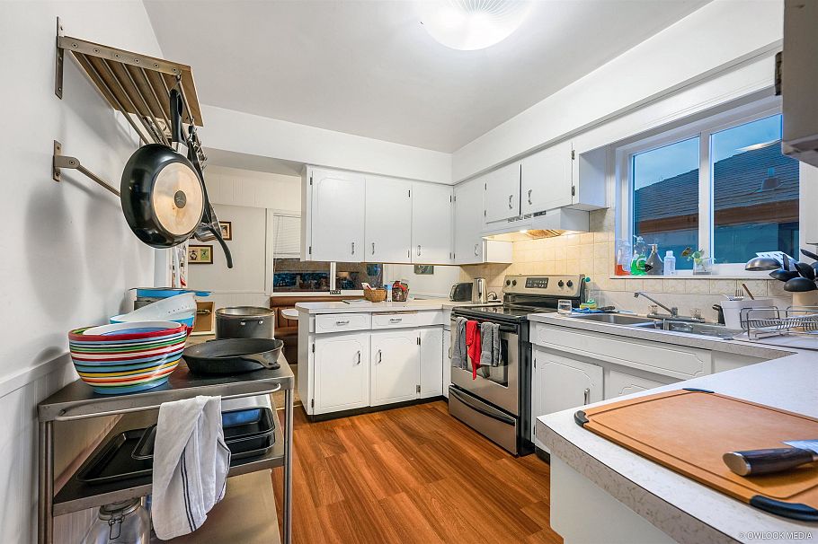 3557 Marshall Street Vancouver, BC - 13