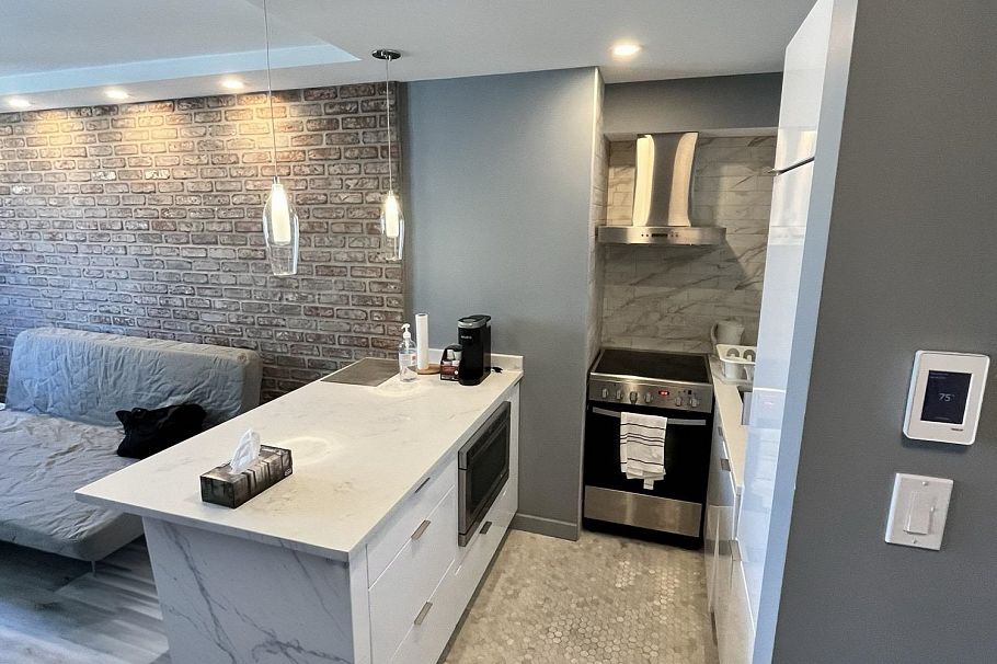 905 1250 Burnaby Street Vancouver, BC - 1