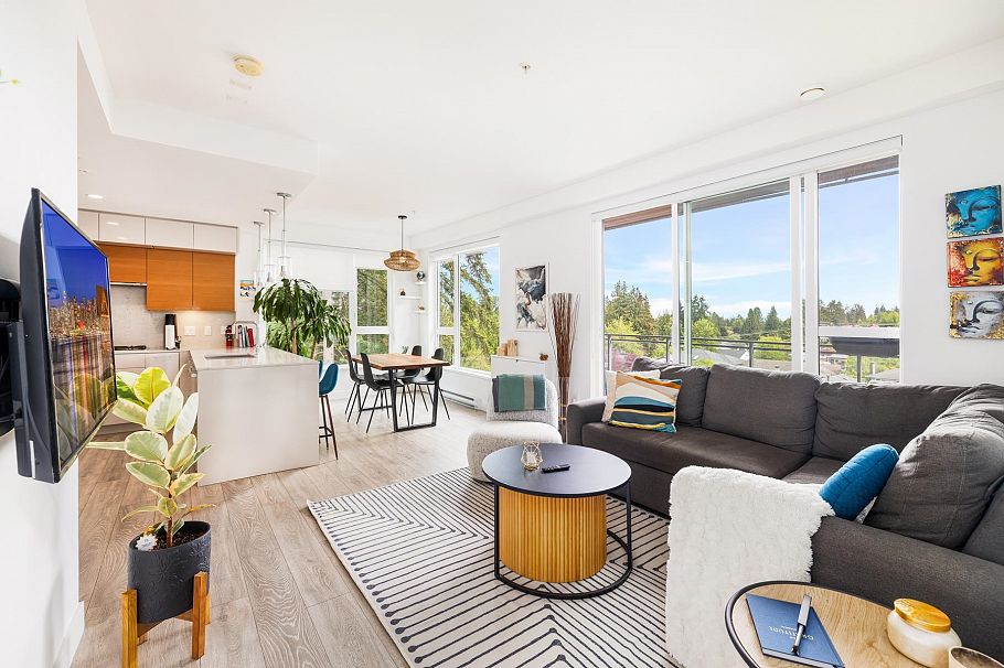 307 1327 Draycott Road North Vancouver, BC - 5