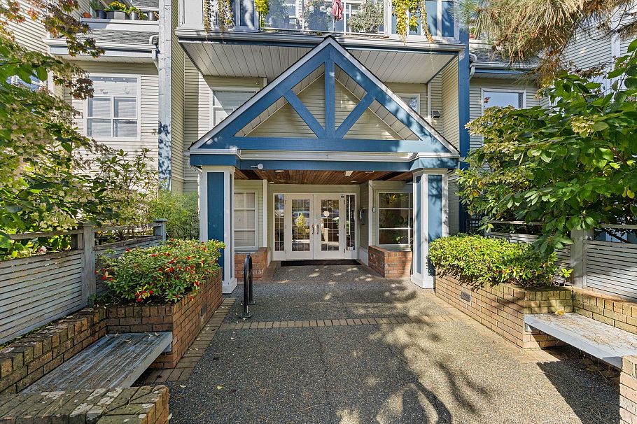202 1537 Charles Street Vancouver, BC - 22