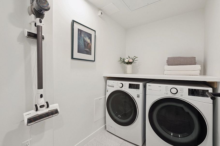 110 2045 Heritage Park Lane North Vancouver, BC - 29