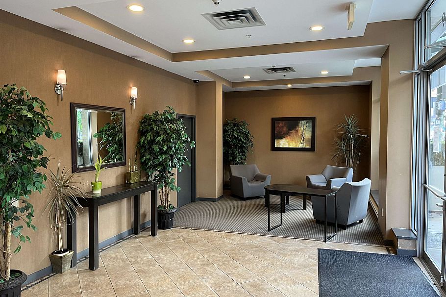 904 189 National Avenue Vancouver, BC - 2