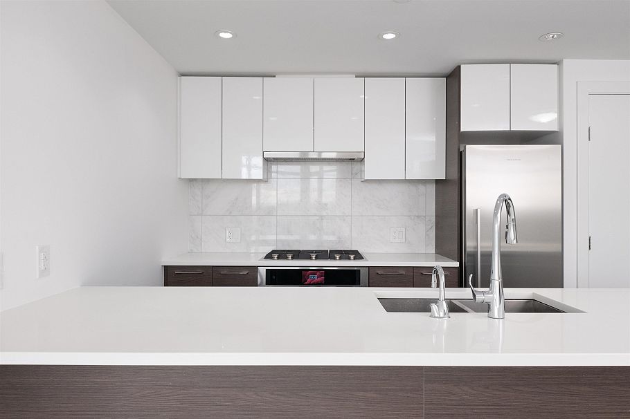 912 3557 Sawmill Crescent Vancouver, BC - 4