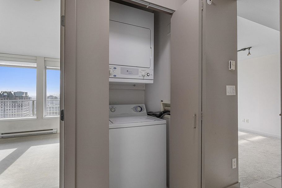 2613 610 Granville Street Vancouver, BC - 19