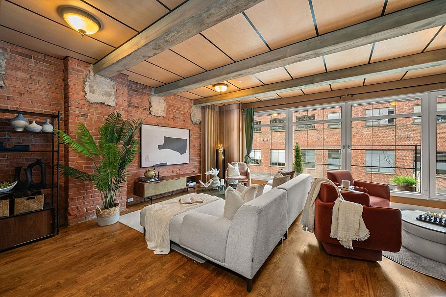 301 1155 Mainland Street Vancouver, BC - 1