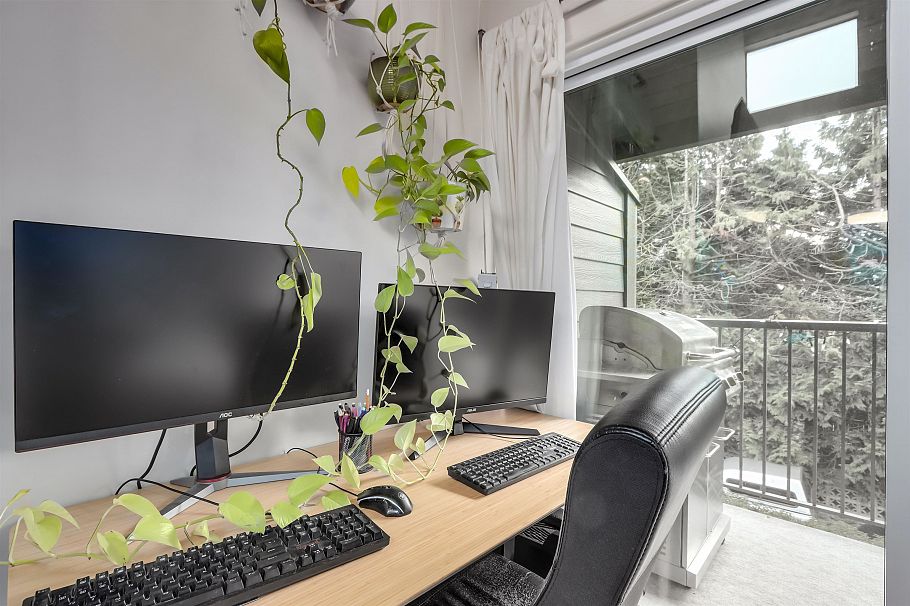 301 330 E 7th Avenue Vancouver, BC - 9