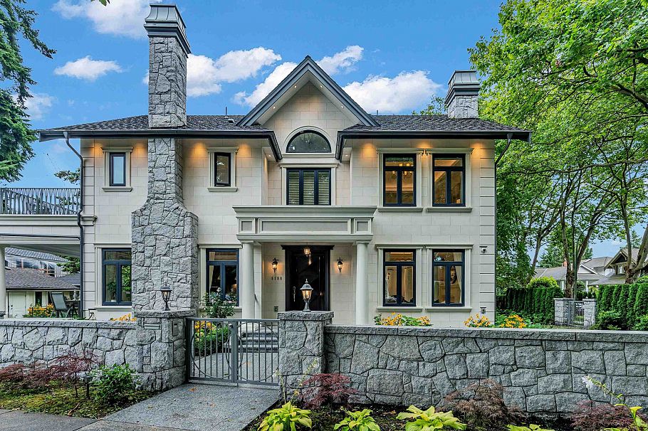 5188 Yew Street Vancouver, BC - 1