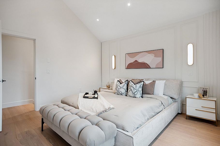 2 1915 E 3rd Avenue Vancouver, BC - 10