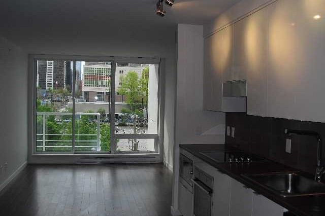 608 161 W GEORGIA STREET, Vancouver BC V6B 0K9 Vancouver, BC - 2