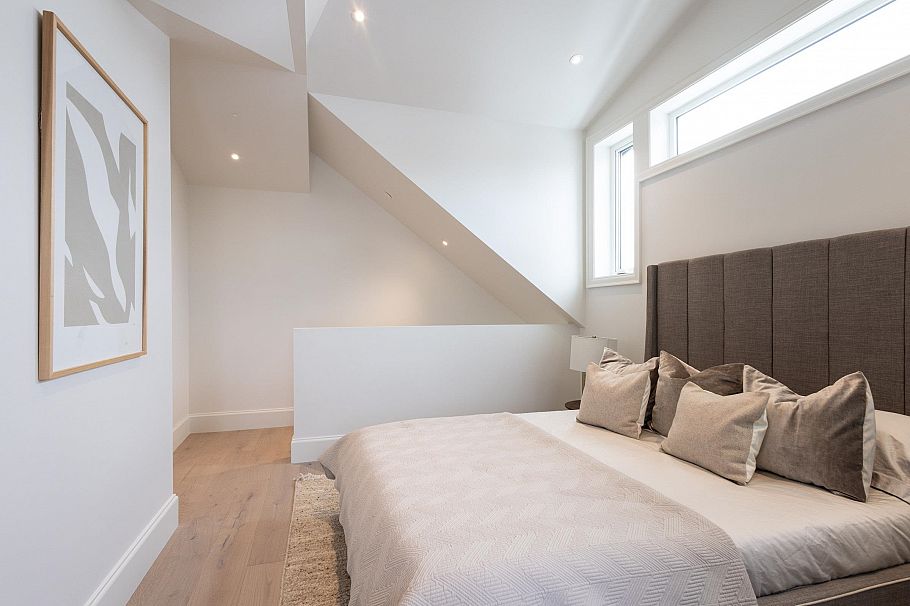 2380 E 5th Avenue Vancouver, BC - 16