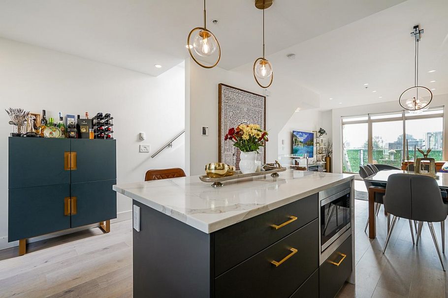 76 728 W 14th Street North Vancouver, BC - 13