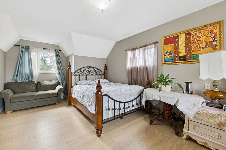 2923 W 32nd Avenue Vancouver, BC - 17