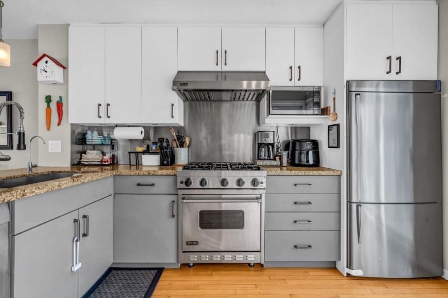 314 678 W 7th Avenue Vancouver, BC - 9