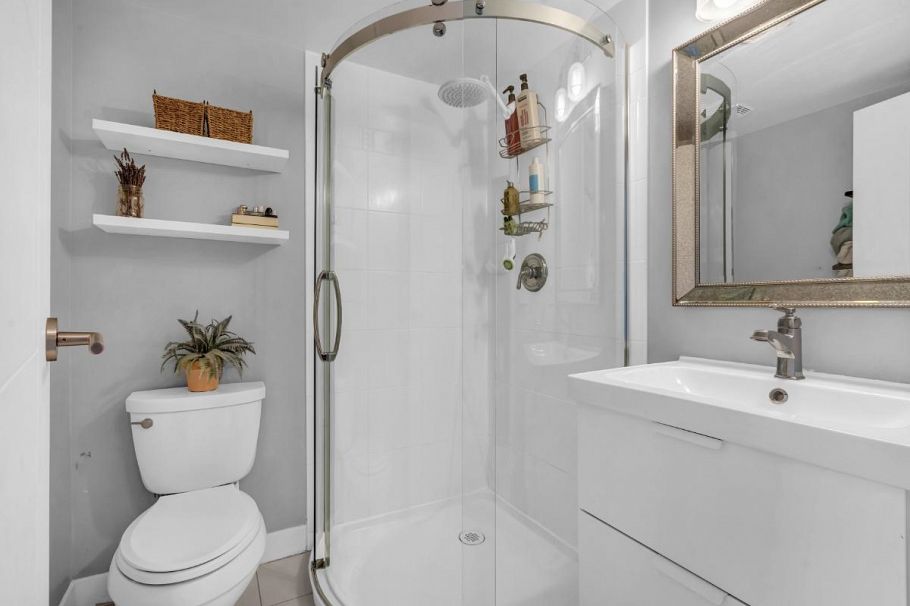 314 678 W 7th Avenue Vancouver, BC - 22