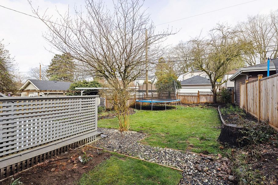 2923 W 32nd Avenue Vancouver, BC - 28