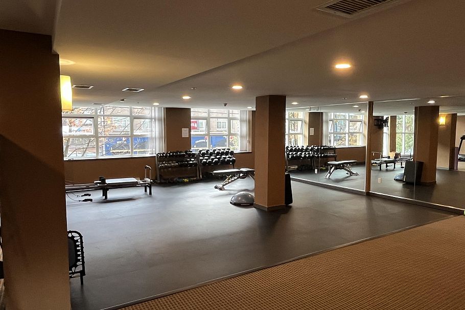 904 189 National Avenue Vancouver, BC - 5