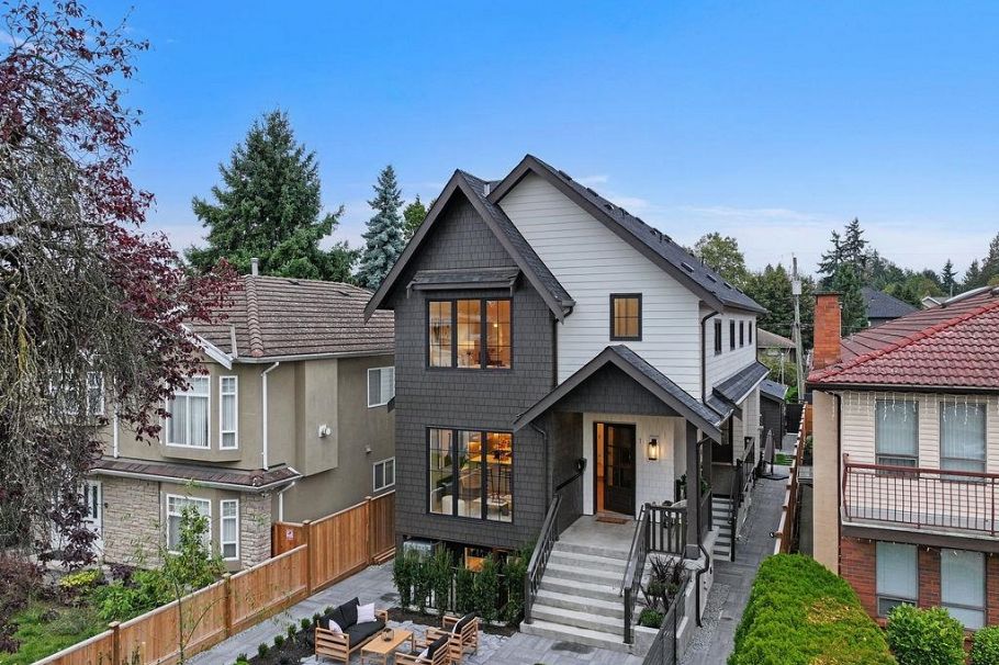 6890 Brooks Street Vancouver, BC - 38