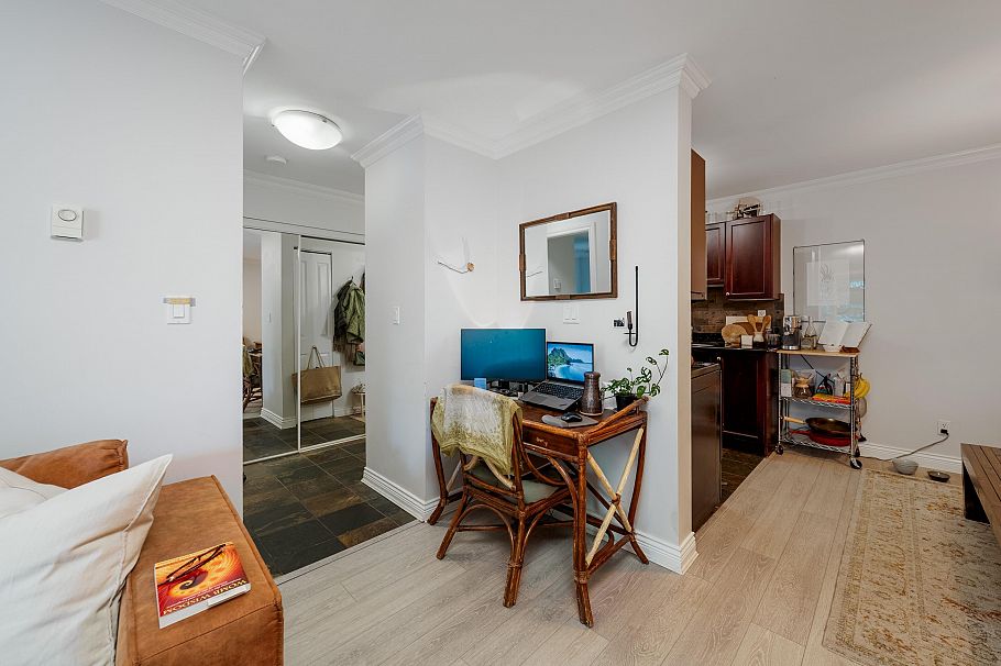 209 1550 Barclay Street Vancouver, BC - 5