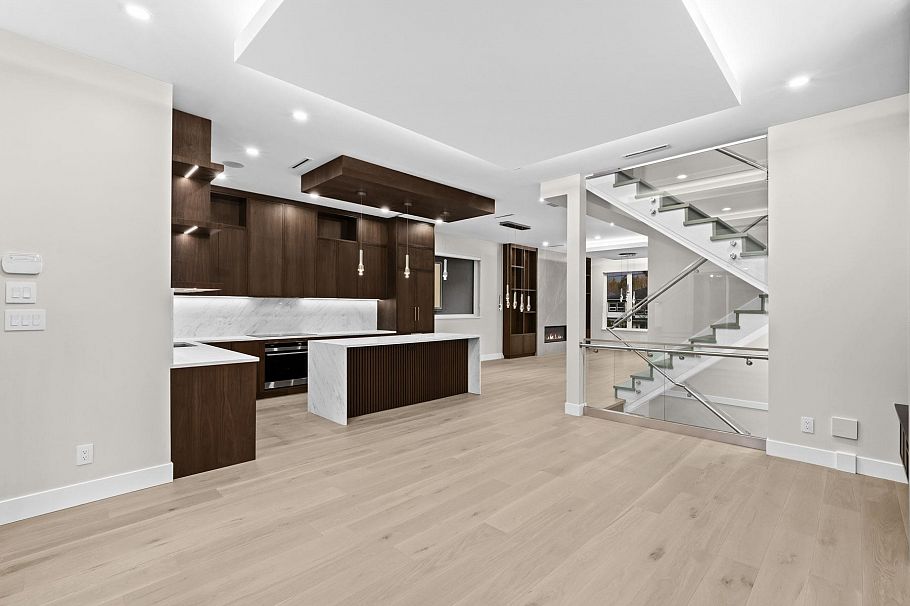 3071 Fromme Road North Vancouver, BC - 11