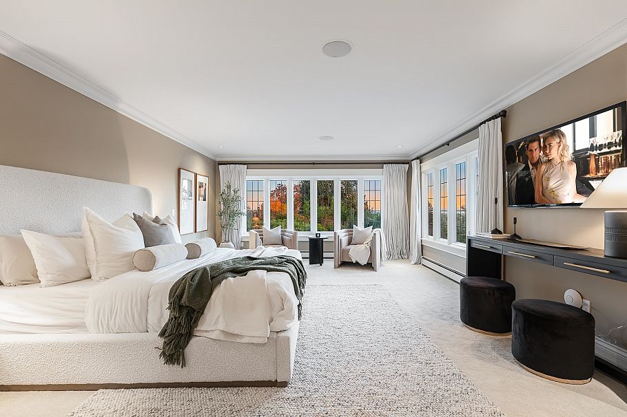 2716 W 49th Avenue Vancouver, BC - 18