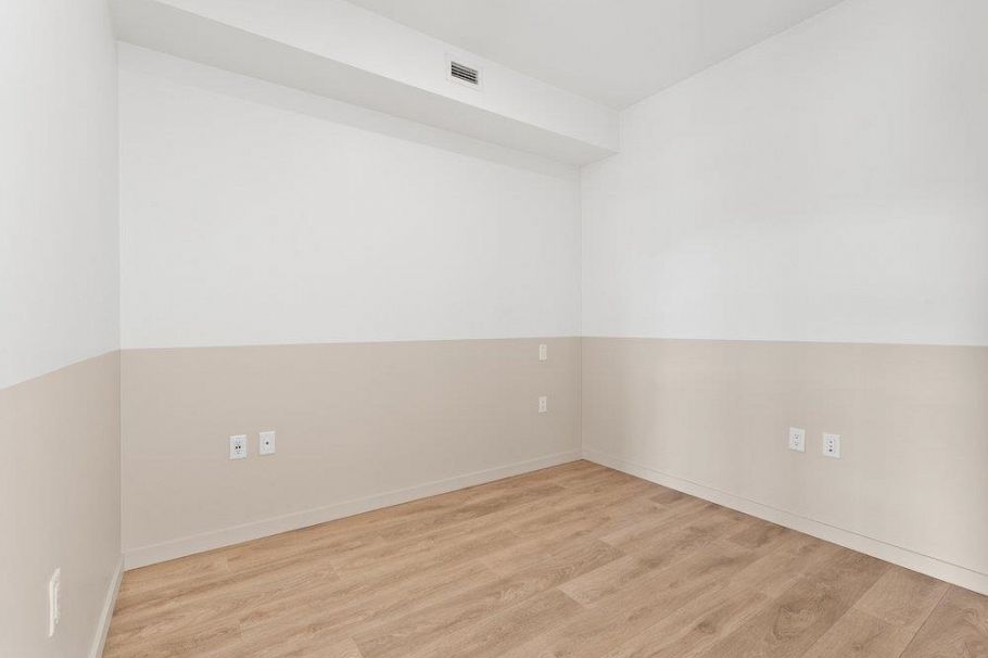 509 725 Marine Drive North Vancouver, BC - 11