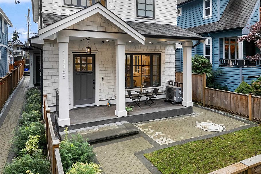 1 1166 E 11th Avenue Vancouver, BC - 2