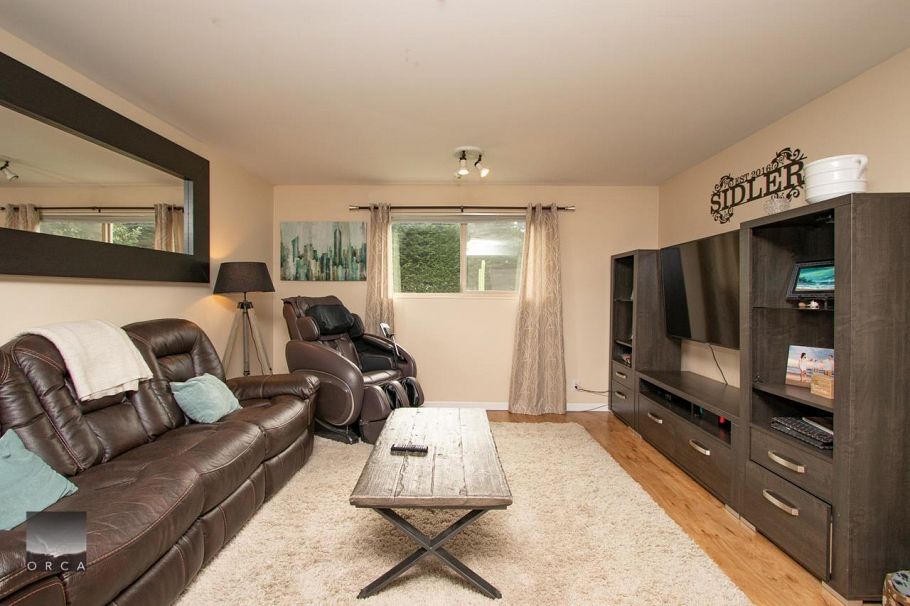 Ground level 1990 CASANO DRIVE, North Vancouver BC V7J 2R2 North Vancouver, BC - 3