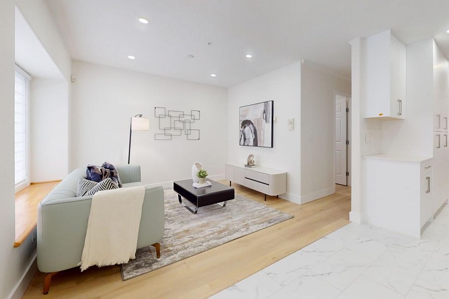 2066 W 44th Avenue Vancouver, BC - 14