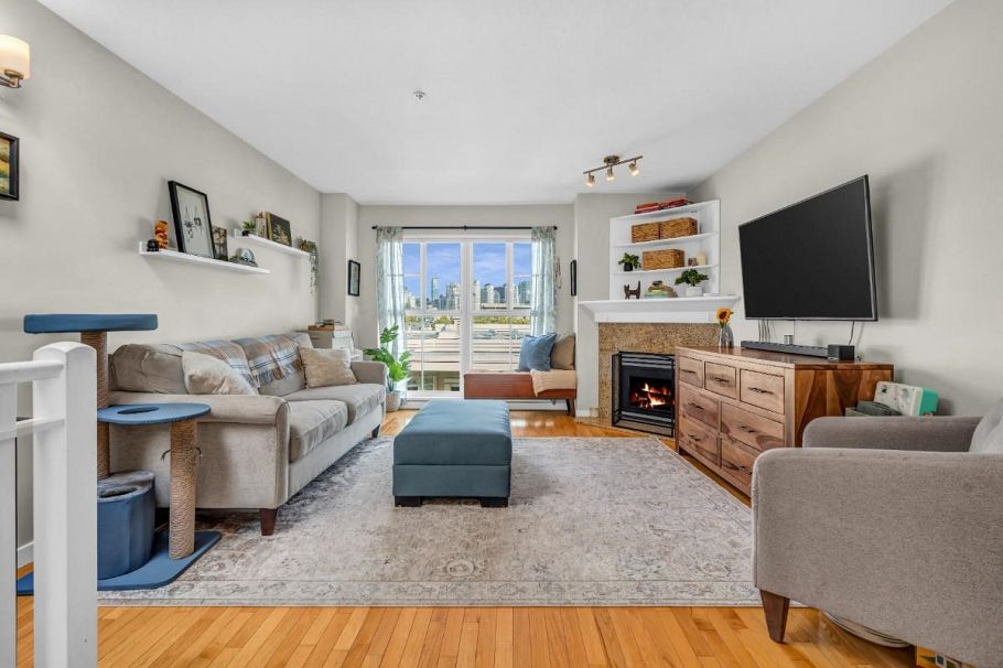 314 678 W 7th Avenue Vancouver, BC - 11