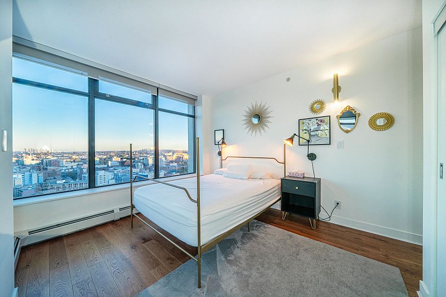 2401 108 W Cordova Street Vancouver, BC - 26