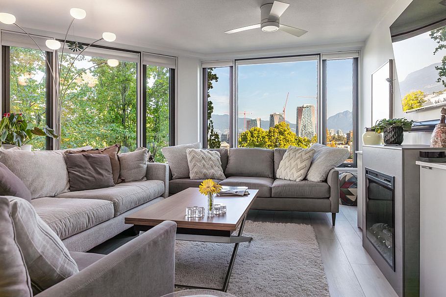 410 2201 Pine Street Vancouver, BC - 4