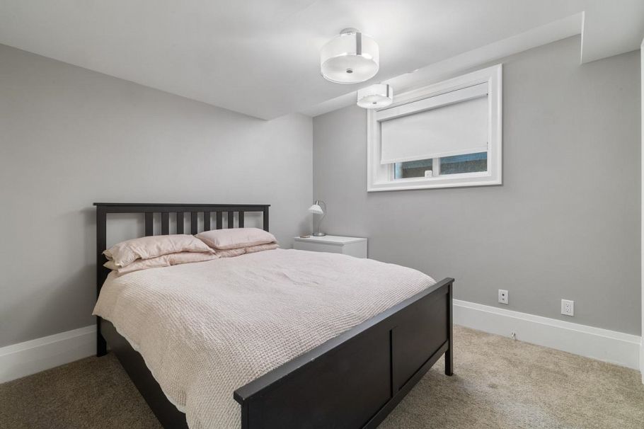 3365 Edgemont Boulevard North Vancouver, BC - 21