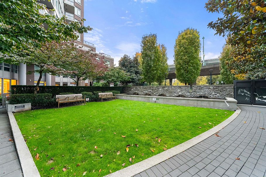 211 445 W 2nd Avenue Vancouver, BC - 34