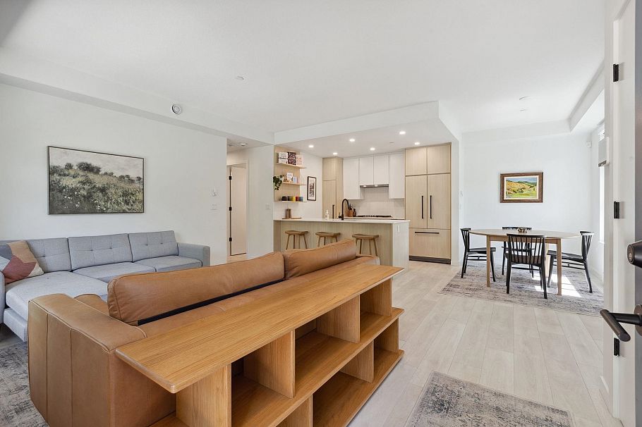 110 2045 Heritage Park Lane North Vancouver, BC - 11