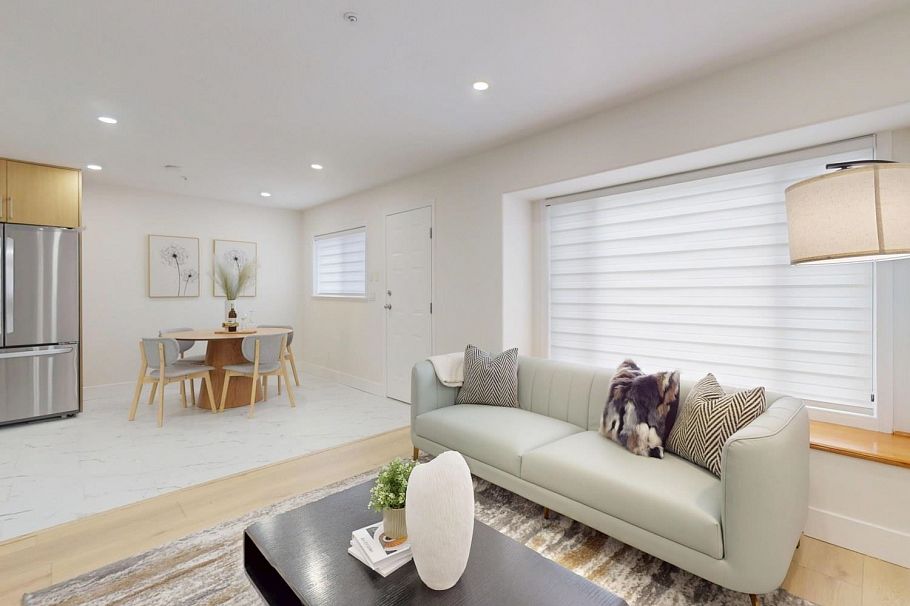 2066 W 44th Avenue Vancouver, BC - 16