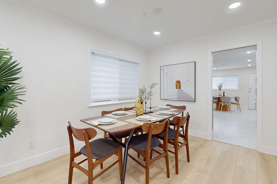 2066 W 44th Avenue Vancouver, BC - 6