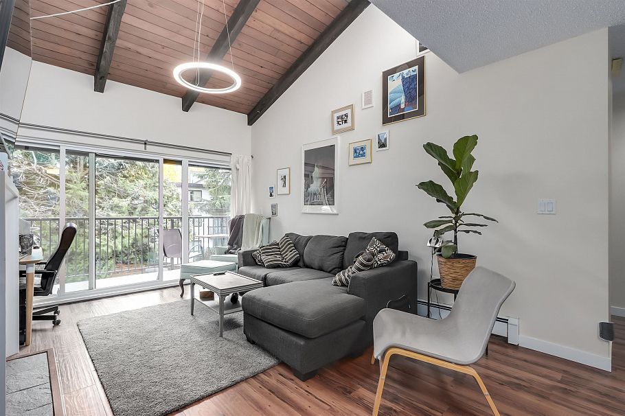 301 330 E 7th Avenue Vancouver, BC - 2