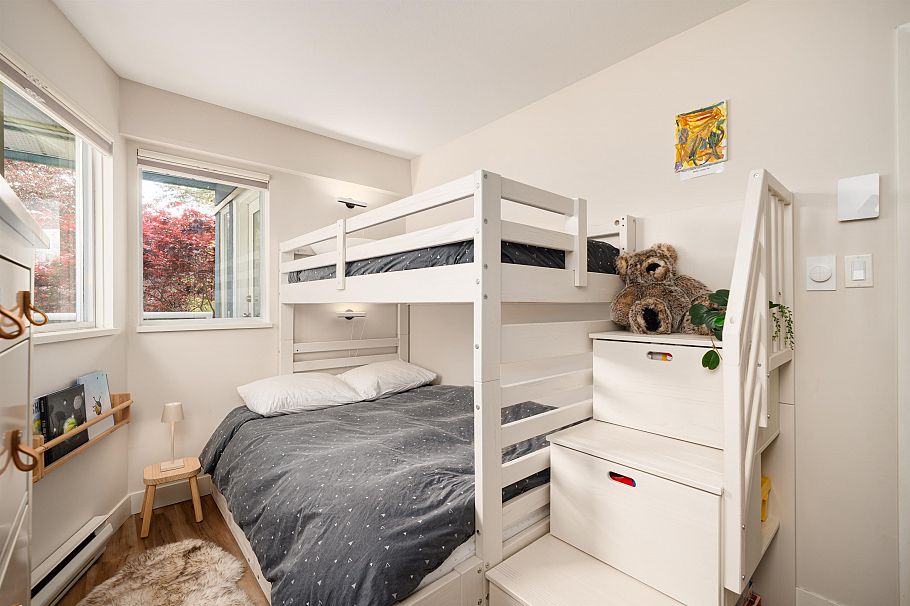 302 2333 Eton Street Vancouver, BC - 17