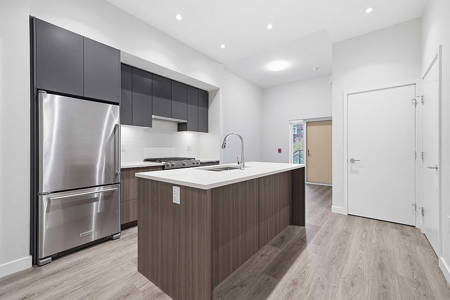 115 3430 E Kent Avenue South Avenue Vancouver, BC - 6