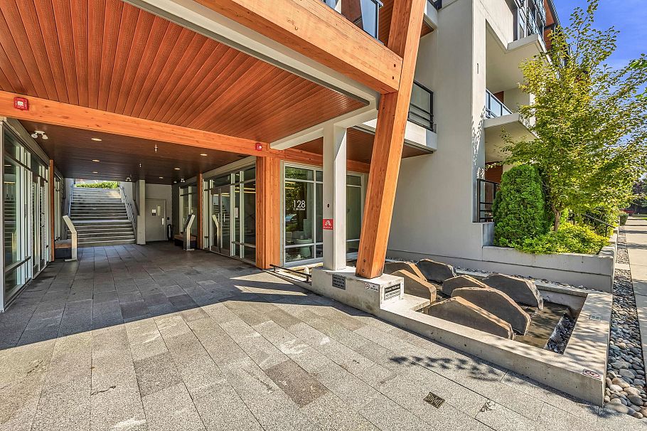 404 128 E 8th Street North Vancouver, BC - 26